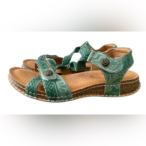 L'artiste Shoes - L'Artiste by Spring Step Sandals Shoes Women’s 40 US 9 Leather Ankle Strap